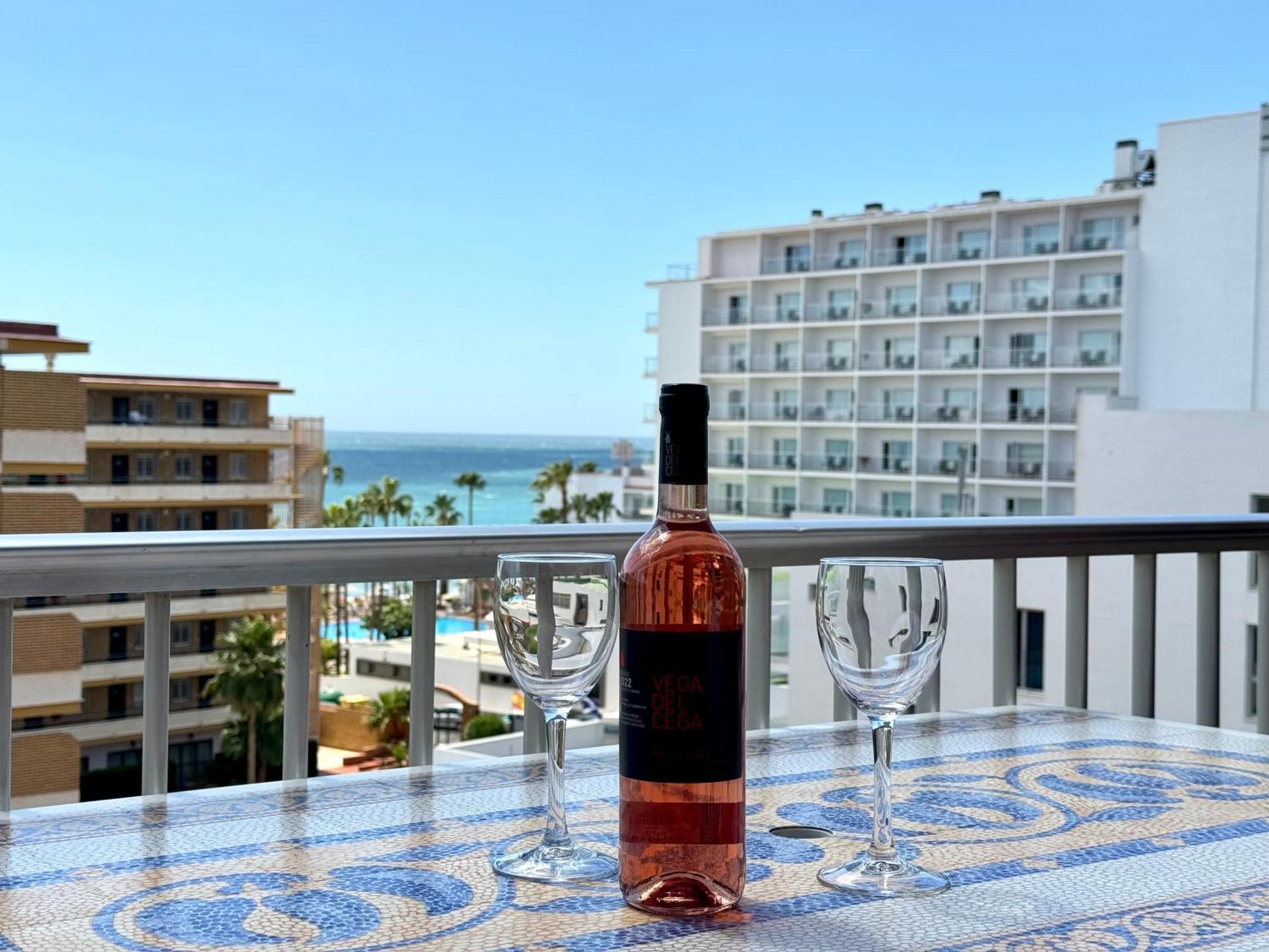 Апартаменты La Carihuela A 150 Metros De La Playa Con Espectaculares Vistas Торремолинос Экстерьер фото